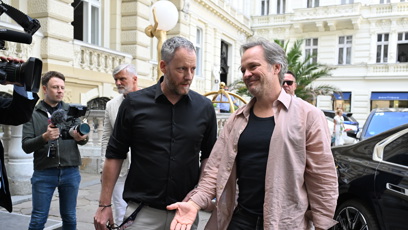 FOTO: Peter Sarsgaard dorazil do Karlových Varů.