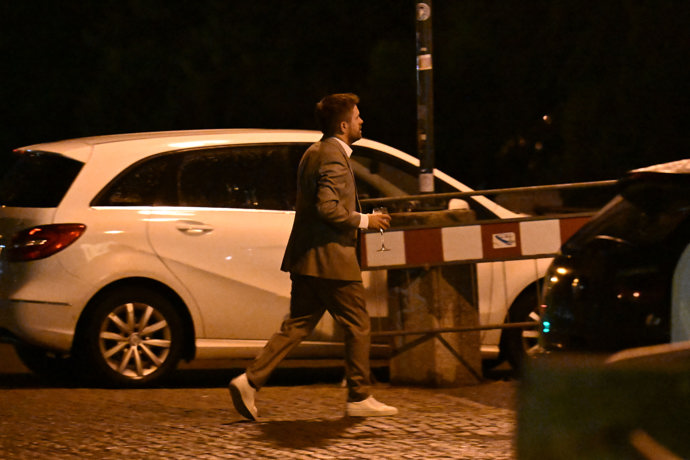 FOTO: Jiří Mádl měl hlad i žízeň. – stránka 31