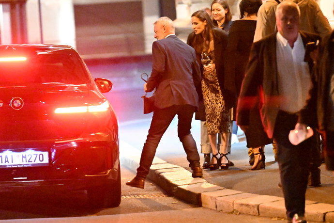 FOTO: Na tajné party byl například Jiří Dvořák. – stránka 229