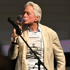 Michael Douglas dostal novou cenu.