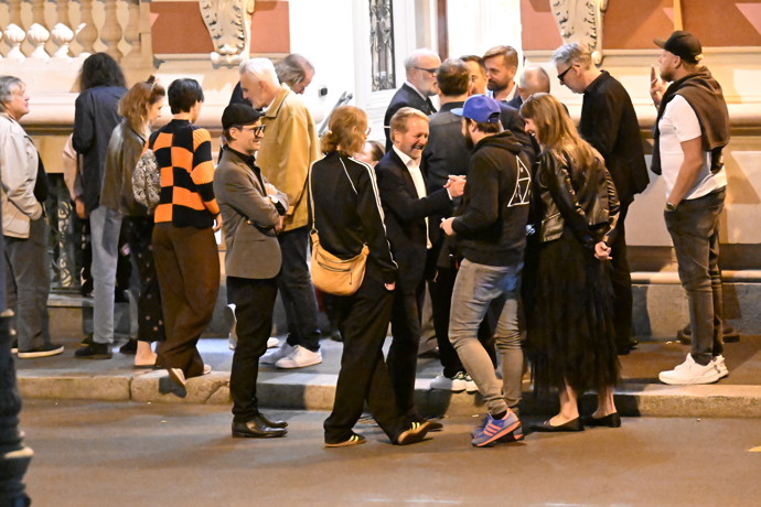 FOTO: Tajná party ve Varech. – stránka 218