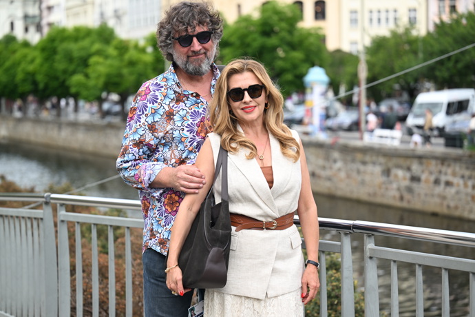 FOTO: Dana Morávková v nejromantičtější kombinaci festivalu. – stránka 17