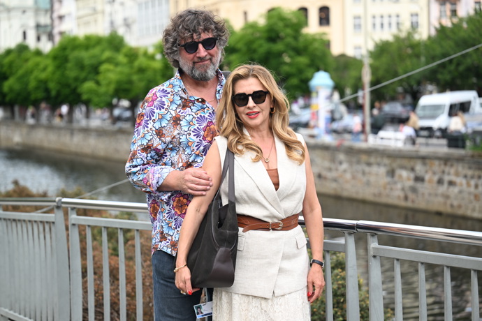 FOTO: Dana Morávková ví, jak být šik. – stránka 15