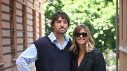 FOTO: Emma Smetana a Jordan Haj v centru Karlových Varů.