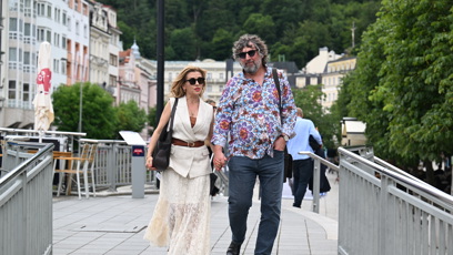 FOTO: Dana Morávková na procházce se svým sympatickým manželem.