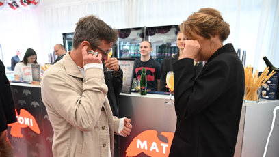 FOTO: Lenka Vlasáková se svým manželem Janem Dolanským. Oba plakali smíchy.