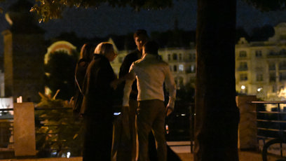 FOTO: Jiří Mádl odcházel s blondýnkou.