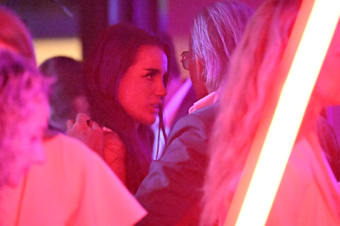 FOTO: Leo Beránek na party. – stránka 28