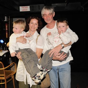 Vladimír Dlouhý a Petra Jungmanová spolu mají dva syny, Jiřího a Jana. 