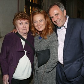 Jaroslava Henzelová se Simonou Stašovou.