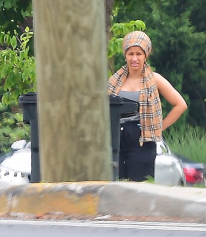 FOTO: Cardi B vypadá šíleně. – stránka 4
