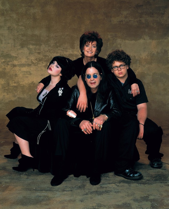FOTO: Ozzy s manželkou Sharon a dětmi Kelly a Jackem. – stránka 1