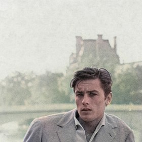 Francouzská herecká legenda Alain Delon se v šedesátých letech setkal s českou herečkou Lenkou Termerovou. 