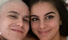 Adam s Raquel v sobě mají vzájemně oporu