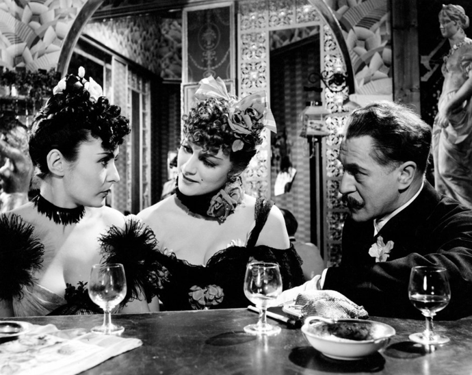 FOTO: Hana Vítová, Adina Mandlová a Eduard Kohout ve filmu Noční motýl.