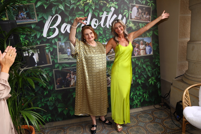 FOTO: Eva Holubová a Pavlína Pořízková na představení filmu Bardotky.