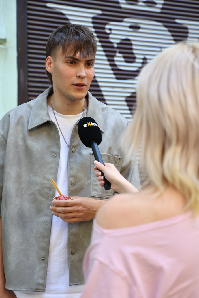 FOTO: Lukáš Tůma při rozhovoru pro eXtra.cz. – stránka 14