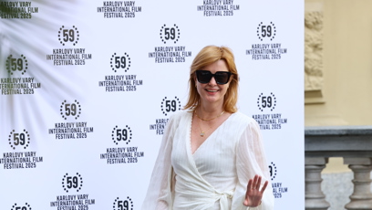 FOTO: Jitka Schneiderová ladně zamávala.