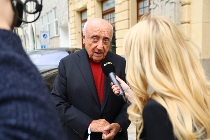 FOTO: Událost CarTec v Karlových Varech si nenechala ujít spousta celebrit. – stránka 545