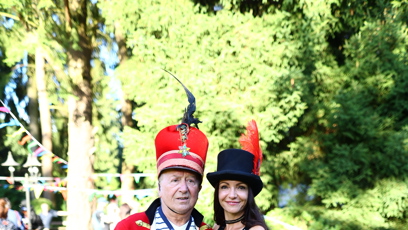 FOTO: Zpěvák Petr Janda se svou půvabnou ženou Alicí Jandovou.