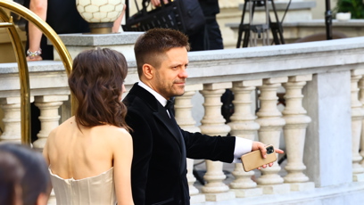 FOTO: Jiří Mádl se svou partnerkou.