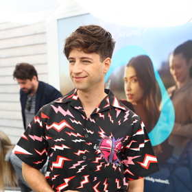 Milan Peroutka pro tentokrát zvolil outfit od luxusní značky Prada. 