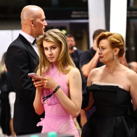 Krásná Jitka Schneiderová s dcerou.