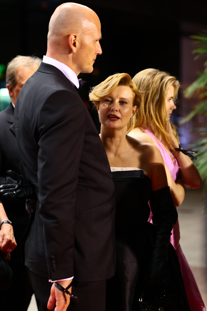 FOTO: Krásná Jitka Schneiderová. – stránka 33