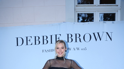 FOTO: Natálie Puškinová na přehlídce Debbi Brown.