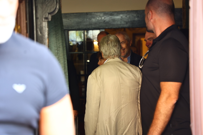 FOTO: Michael Douglas se setkal s Markem Ebenem. – stránka 63