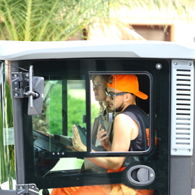 Jordan s Emmou uklízeli.