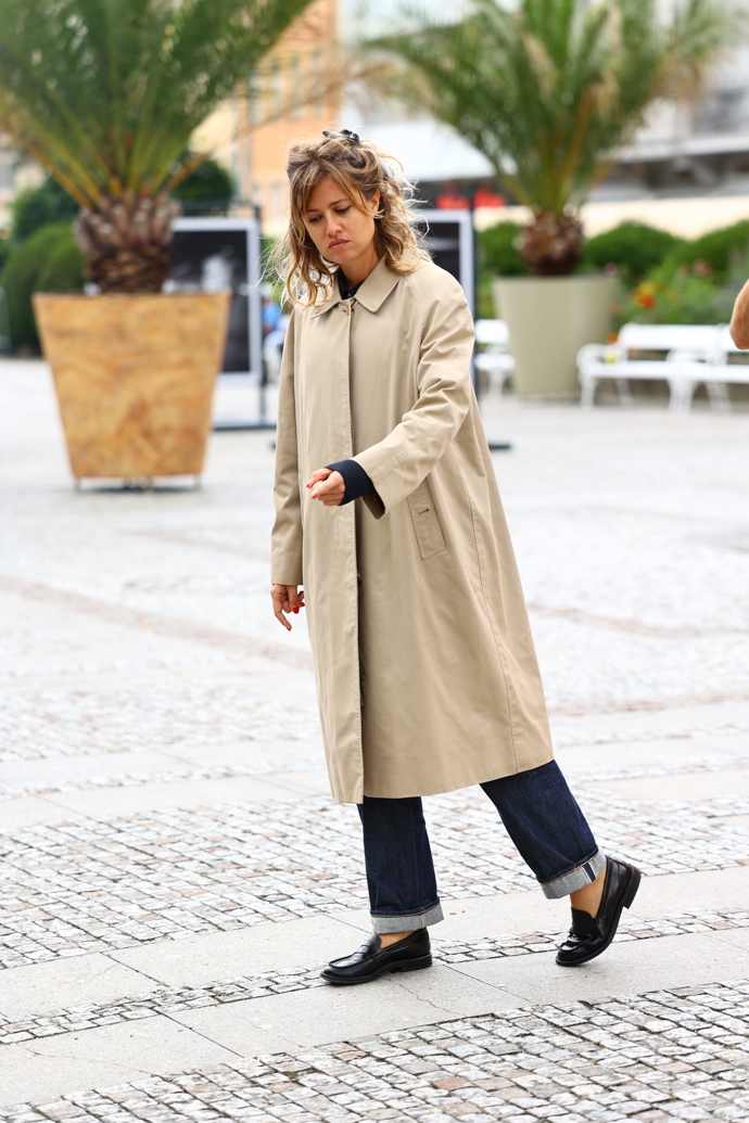 FOTO: Emma Smetana kontroluje čistotu ulice. – stránka 6