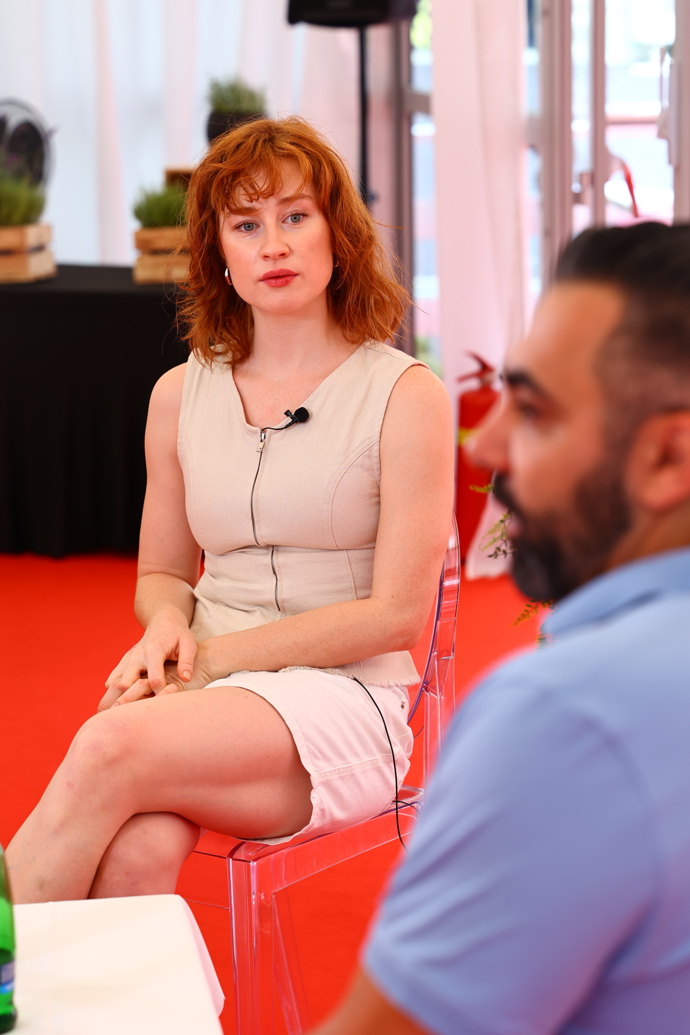 FOTO: Natálie chce aby už bublina kolem Survivoru trochu utichla. – stránka 29