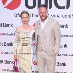 Kryštof Mucha má po boku ženu, která se umí skvěle obléknout na jakoukoliv společenskou událost. 