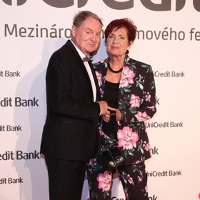 Manželka Mirka má podle Petra talent ho vždy dobře obléknout. 