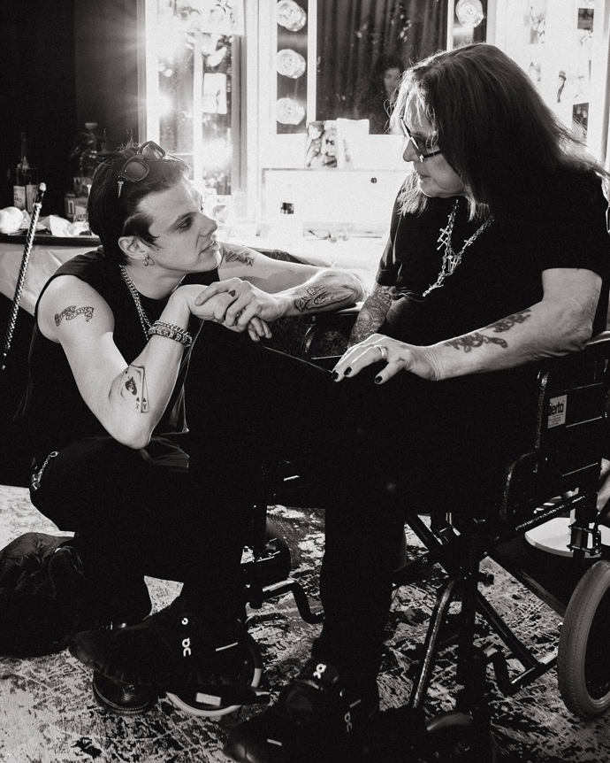 FOTO: Yungblud měl Ozzyho velice rád.