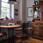 Jídelní kout je naproti.