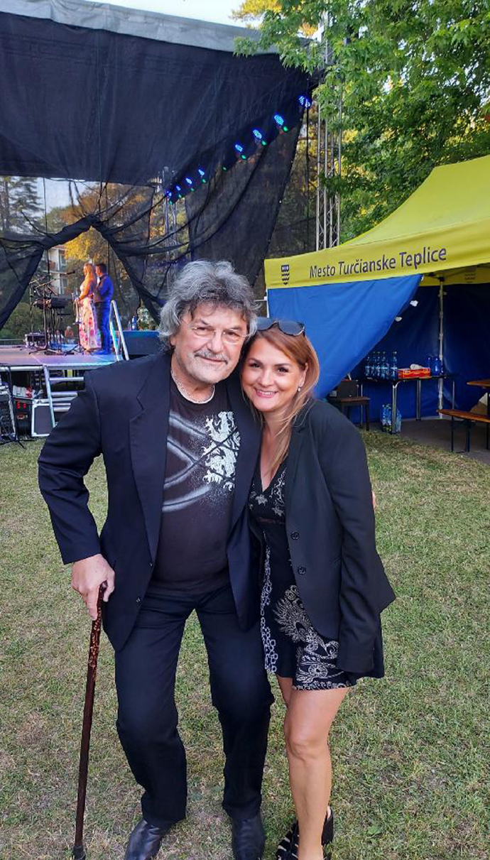 FOTO: Petr Dopita a Magda Malá spolu zpívali i kamarádili posledních zhruba 30 let. – stránka 7