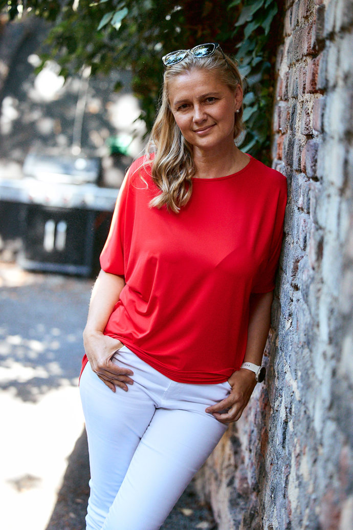 FOTO: Monika Žídková je starostkou obce Kravaře. – stránka 6