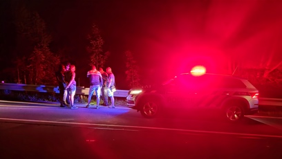 FOTO: Policisté dorazili na místo krátce před půlnocí.