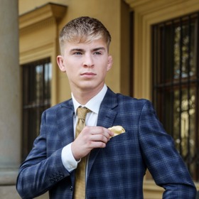 Finalista č. 3, Jakub Batfalský, je zápasníkem MMA.