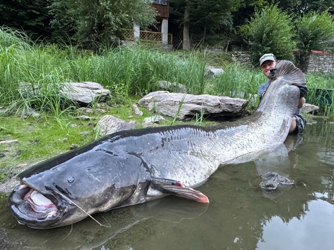 FOTO: Jakub Vágner chytil 268centimetrového sumce.