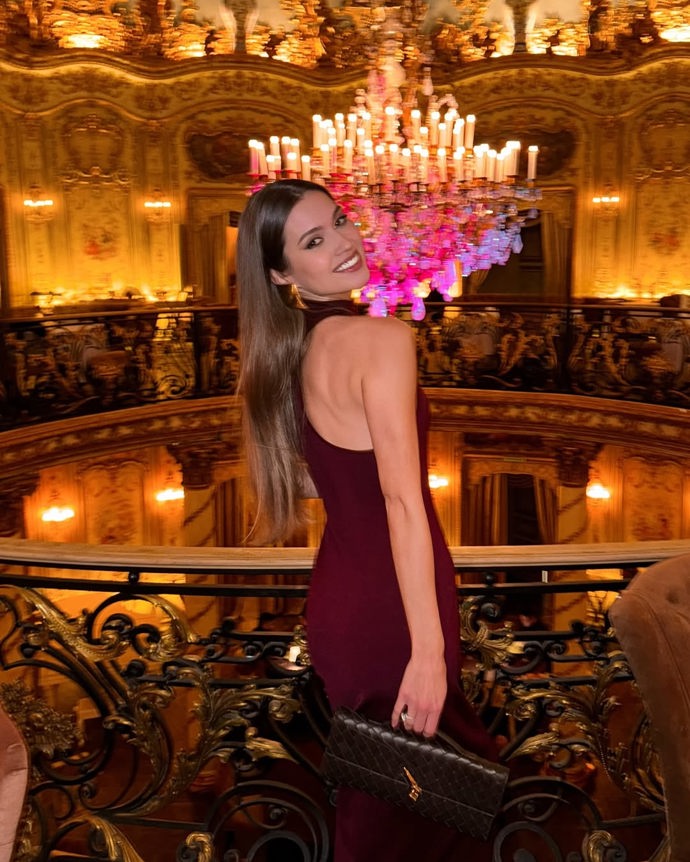 FOTO: Kseniya Alexandrova se kromě modelingu věnovala psychologii. – stránka 4