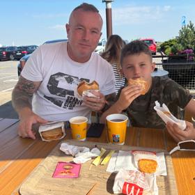 Jiří Suvajdžič a jeho syn Alex. Dnes mu je 9.