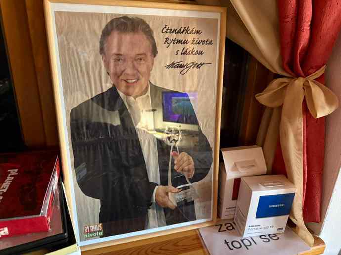 FOTO: Václav Ševčík má věnování od Karla Gotta. – stránka 29