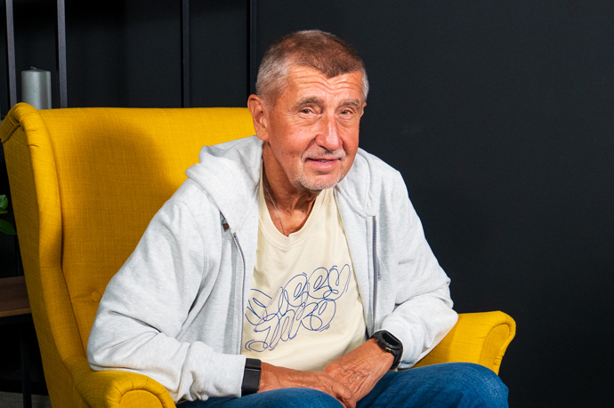 FOTO: extra host Andrej Babiš 02 – stránka 2