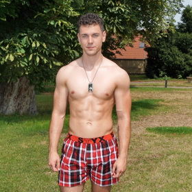 Rostislav Baďura má 25 let a pochází z Frýdku-Místku.