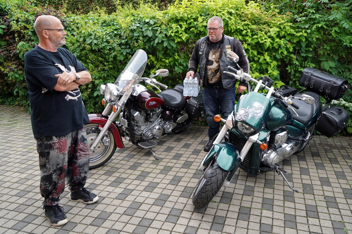 FOTO: Zdeněk Pohlreich je vášnivý motorkář. – stránka 37