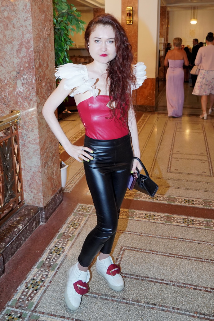 FOTO: Eva Toulová – stránka 9