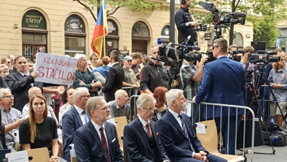 FOTO: Nejvyšší ústavní čnitelé.